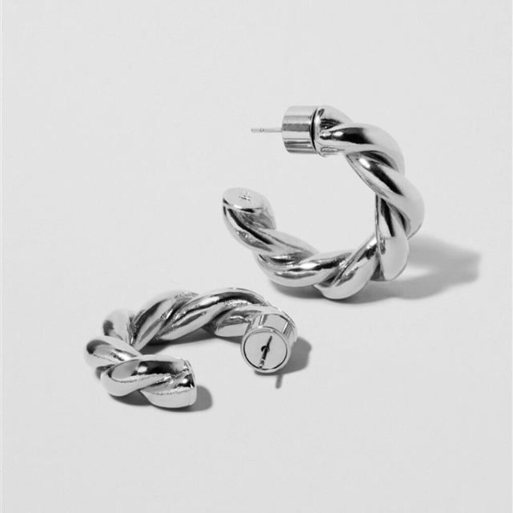 Twisted Lilly Huggies in Silver - BNWT